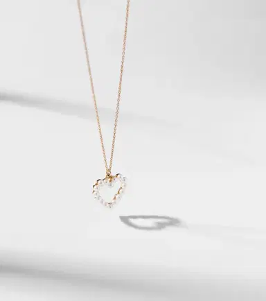 Sophie Bille Brahe Pearl Heart 14kt gold pendant necklace with pearls | Thumbnail 7