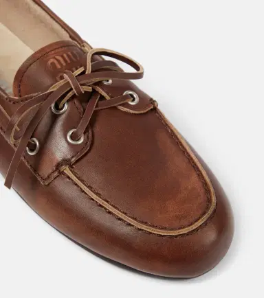 Miu Miu Leather boat shoes | Thumbnail 3
