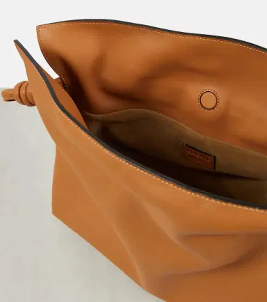 Loewe Flamenco leather clutch | Thumbnail 7