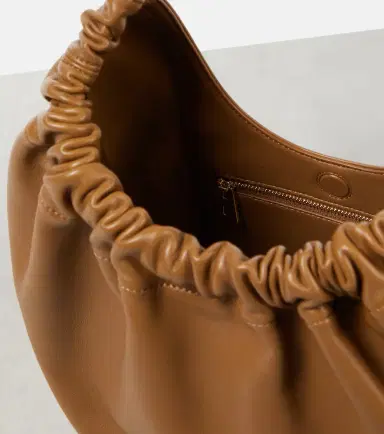 Loewe Squeeze Small leather shoulder bag | Thumbnail 6