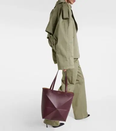 Loewe Puzzle Fold Medium leather tote bag | Thumbnail 5 Loewe Puzzle Fold Medium leather tote bag | Thumbnail 5