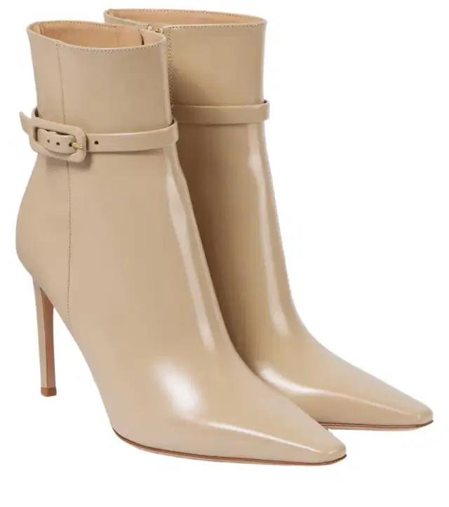 Gianvito Rossi 95 patent leather ankle boots