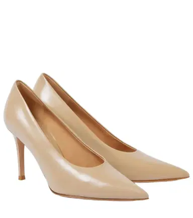 Gianvito Rossi Robbie leather pumps | Thumbnail 1