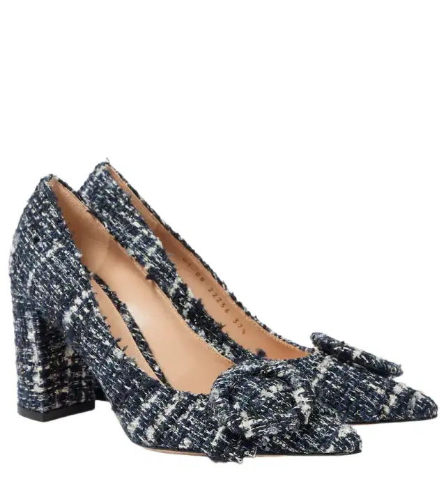 Gianvito Rossi Bouclé pumps