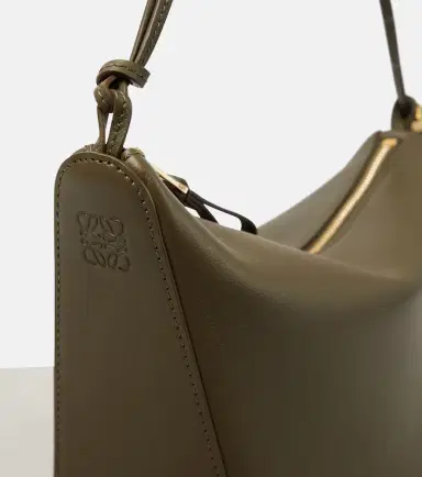 Loewe Hammock Mini leather shoulder bag | Thumbnail 7 Loewe Hammock Mini leather shoulder bag | Thumbnail 7