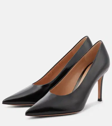 Gianvito Rossi Robbie leather pumps | Thumbnail 2