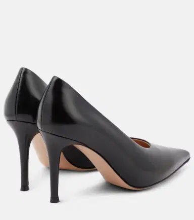 Gianvito Rossi Robbie leather pumps | Thumbnail 4
