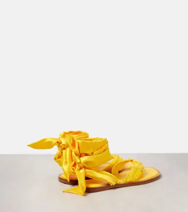Christian Louboutin Nilo Du Désert crêpe satin thong sandals | Thumbnail 7 Christian Louboutin Nilo Du Désert crêpe satin thong sandals | Thumbnail 7