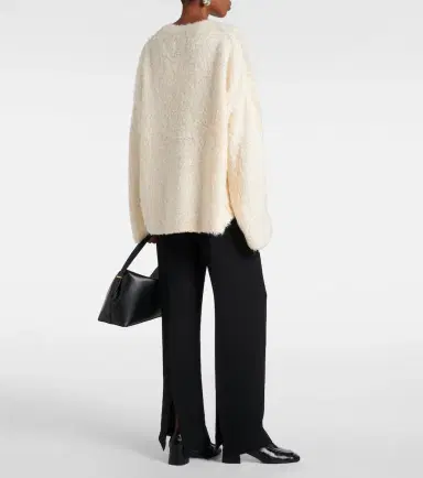 TOTEME Oversized silk sweater | Thumbnail 5