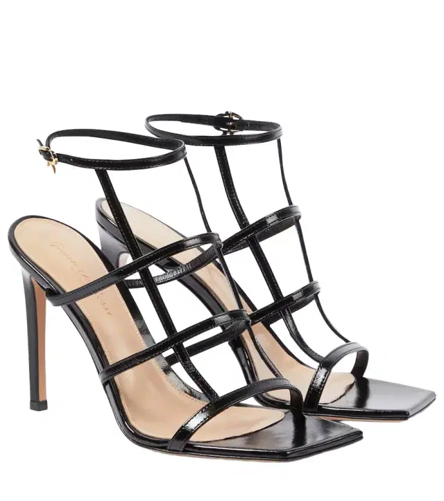 Gianvito Rossi Mondry 95 leather sandals