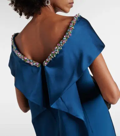 Safiyaa Sallie embellished crêpe gown | Thumbnail 6