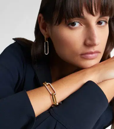 Bucherer Fine Jewellery Link 18kt gold hoop earrings with diamonds | Thumbnail 5