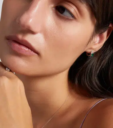 Repossi Serti sur Vide 18kt white gold single earring with diamonds and emerald | Thumbnail 2 Repossi Serti sur Vide 18kt white gold single earring with diamonds and emerald | Thumbnail 2