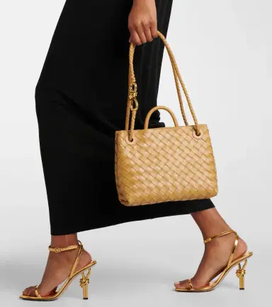 Bottega Veneta Andiamo Small Intrecciato leather tote bag | Thumbnail 4 Bottega Veneta Andiamo Small Intrecciato leather tote bag | Thumbnail 4