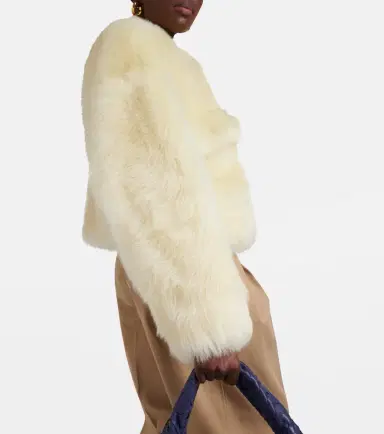 Bottega Veneta Cropped shearling jacket | Thumbnail 4