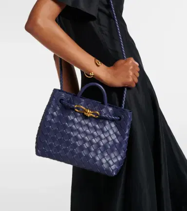 Bottega Veneta Andiamo Intrecciato Small leather tote bag | Thumbnail 4