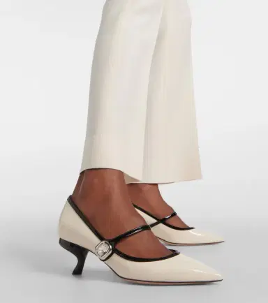 Roger Vivier Virgule 55 patent leather Mary Jane pumps | Thumbnail 3 Roger Vivier Virgule 55 patent leather Mary Jane pumps | Thumbnail 3