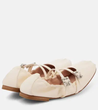 Roger Vivier Crystal-embellished leather ballet flats | Thumbnail 5