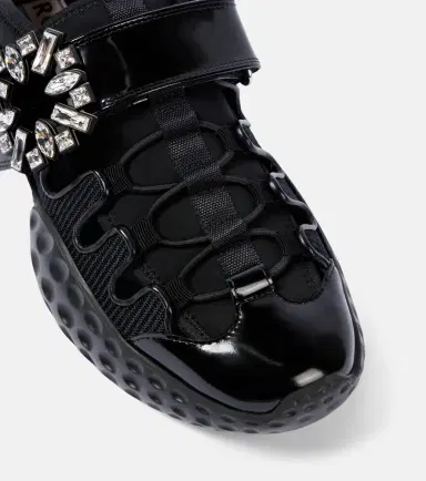 Roger Vivier Viv' Run embellished sneakers | Thumbnail 2