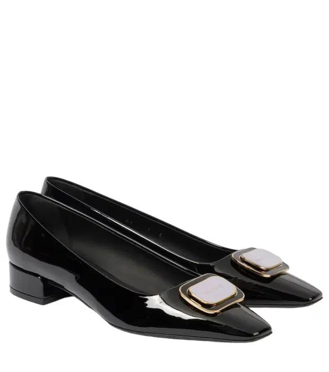 Ferragamo Venera patent leather ballet flats