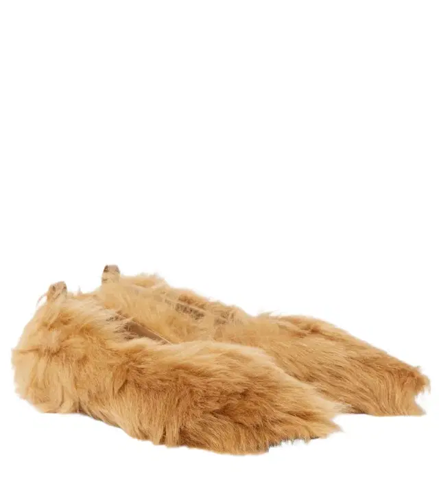 The Attico Eva shearling ballet flats