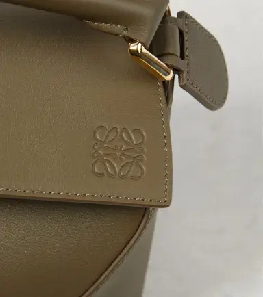 Loewe Puzzle Edge Small leather top-handle bag | Thumbnail 2 Loewe Puzzle Edge Small leather top-handle bag | Thumbnail 2