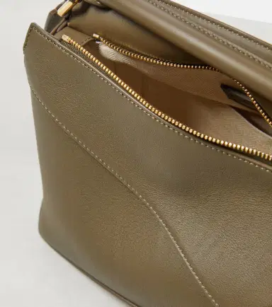 Loewe Puzzle Edge Small leather top-handle bag | Thumbnail 4 Loewe Puzzle Edge Small leather top-handle bag | Thumbnail 4