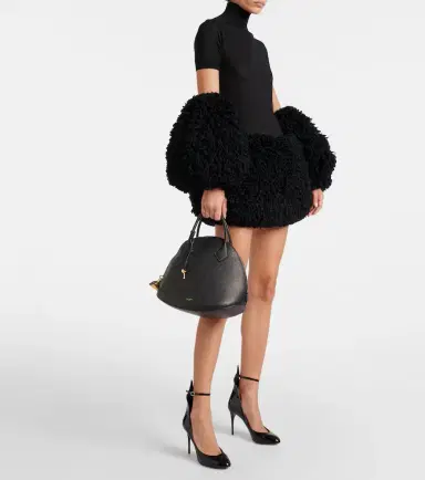 Alaïa Alaïa Dome 32 leather tote bag | Thumbnail 4 Alaïa Alaïa Dome 32 leather tote bag | Thumbnail 4