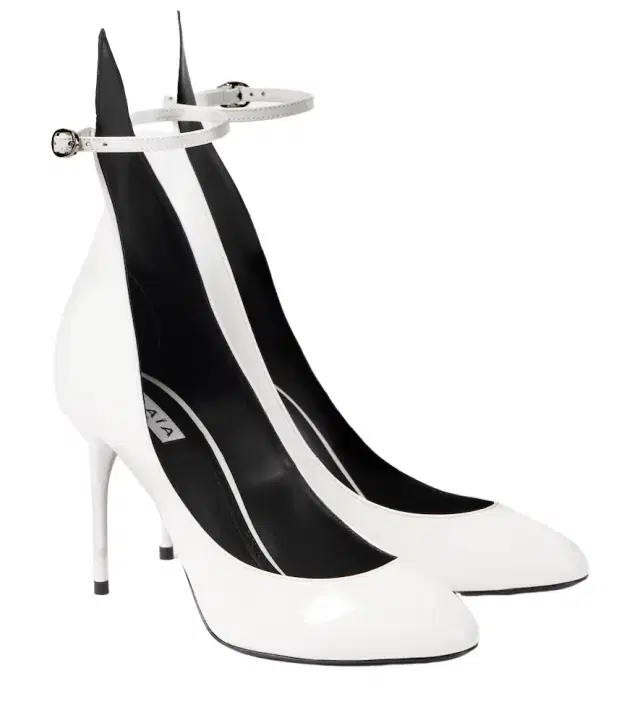Alaia Alaïa Décolleté 90 patent leather pumps