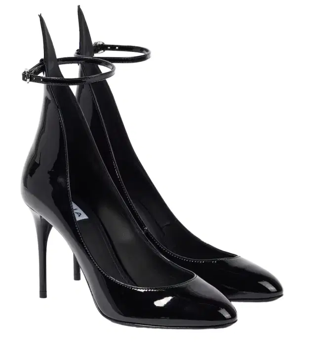 Alaia Alaïa Patent leather pumps