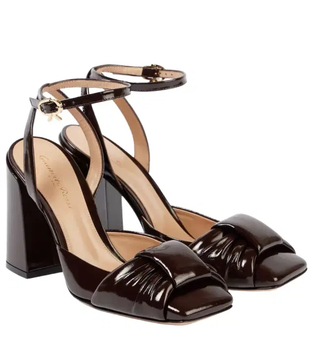 Gianvito Rossi 90 patent leather sandals