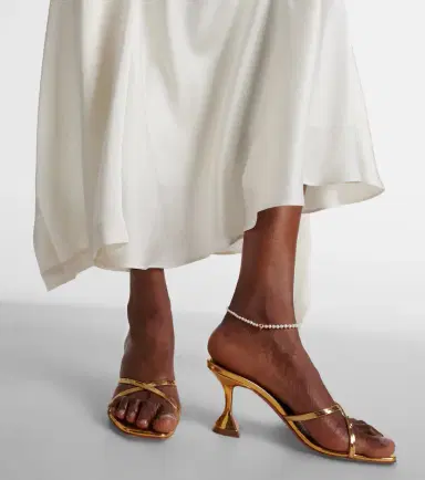 Sophie Bille Brahe Peggy à Pied 14kt gold anklet with freshwater pearls | Thumbnail 5