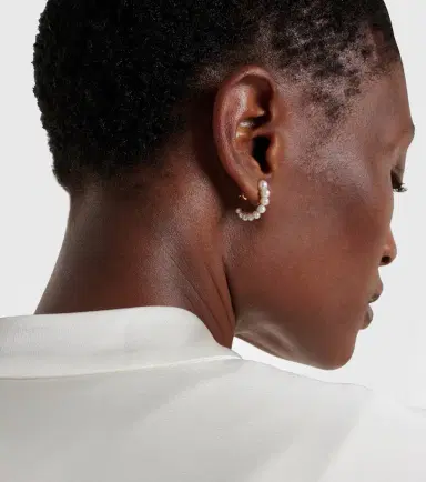 Sophie Bille Brahe Petit Boucle de Perle 14kt gold hoop earring with freshwater pearls | Thumbnail 4
