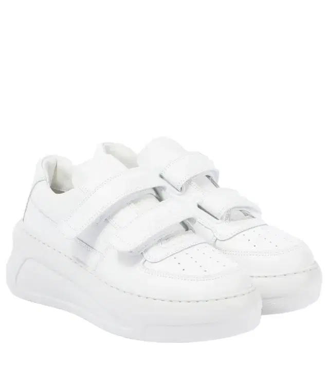 Leather platform sneakers