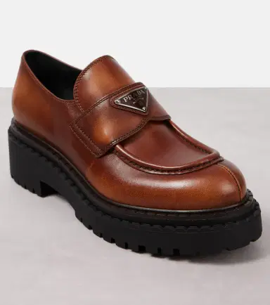 Prada Logo leather platform loafers | Thumbnail 2