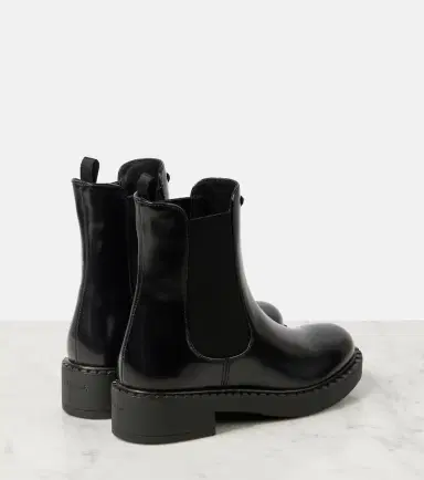 Prada Leather Chelsea boots | Thumbnail 2