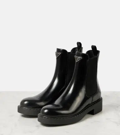 Prada Leather Chelsea boots | Thumbnail 4