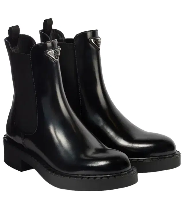 Leather Chelsea boots