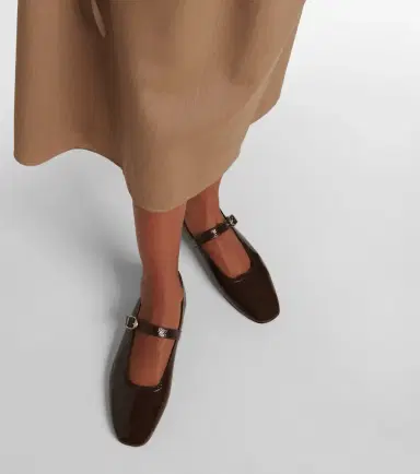 Le Monde Béryl Le Monde Béryl Patent leather Mary Jane pumps | Thumbnail 7