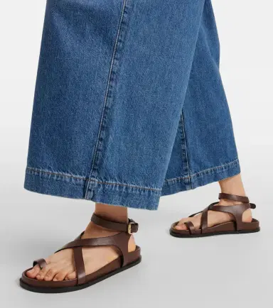 Ulla Johnson April pleated wide-leg jeans | Thumbnail 4