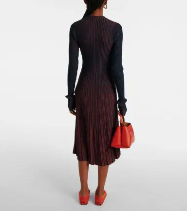 Tod's Striped pleated ribbed-knit midi dress | Thumbnail 5