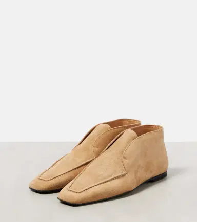 Toteme Desert suede boots | Thumbnail 2