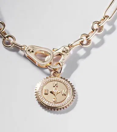 Foundrae Internal Compass 18kt gold bracelet with diamonds | Thumbnail 5