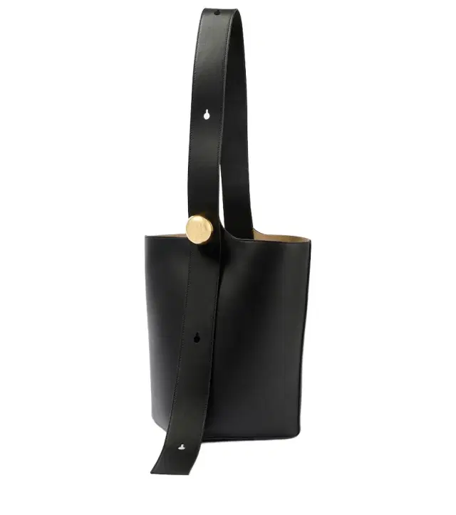 Loewe Pebble Medium leather bucket bag