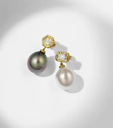 Octavia Elizabeth 18kt yellow gold earrings with diamonds and pearls | Thumbnail 5