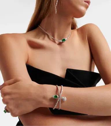 YEPREM Reign Supreme 18kt white gold bangle with diamonds and emerald | Thumbnail 4