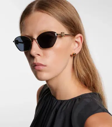 Loewe Anagram cat-eye sunglasses | Thumbnail 2 Loewe Anagram cat-eye sunglasses | Thumbnail 2