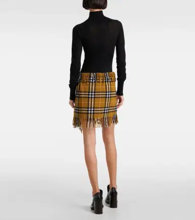 Burberry Check wool and cashmere miniskirt | Thumbnail 2