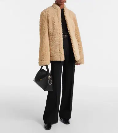 Toteme Shearling jacket | Thumbnail 6