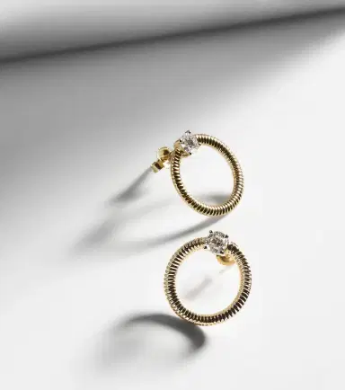 STONE AND STRAND Prince 14kt gold earrings with diamonds | Thumbnail 5
